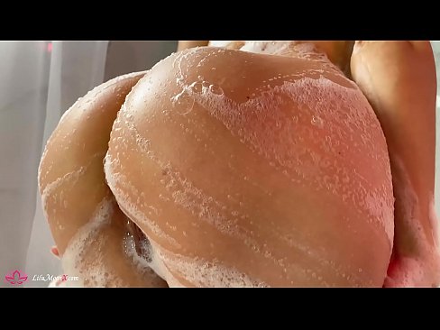 ❤️ Brineta masturbira macu vibratorom do intenzivnog orgazma pod tušem ❤ Domaći porno u pornografiji hr.fuckmymac.ru ❌❤