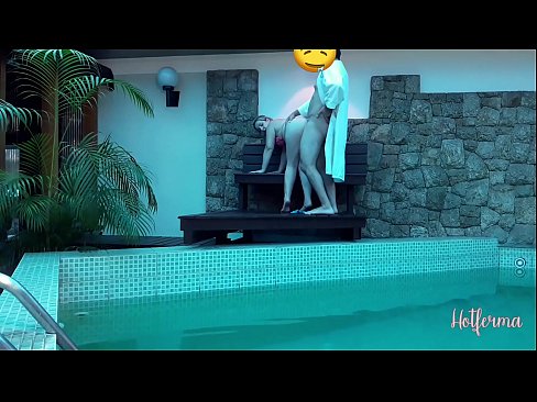 ❤️ Šef poziva sobaricu na bazen, ali nije mogao odoljeti vrućini ❤ Domaći porno u pornografiji hr.fuckmymac.ru ❌❤